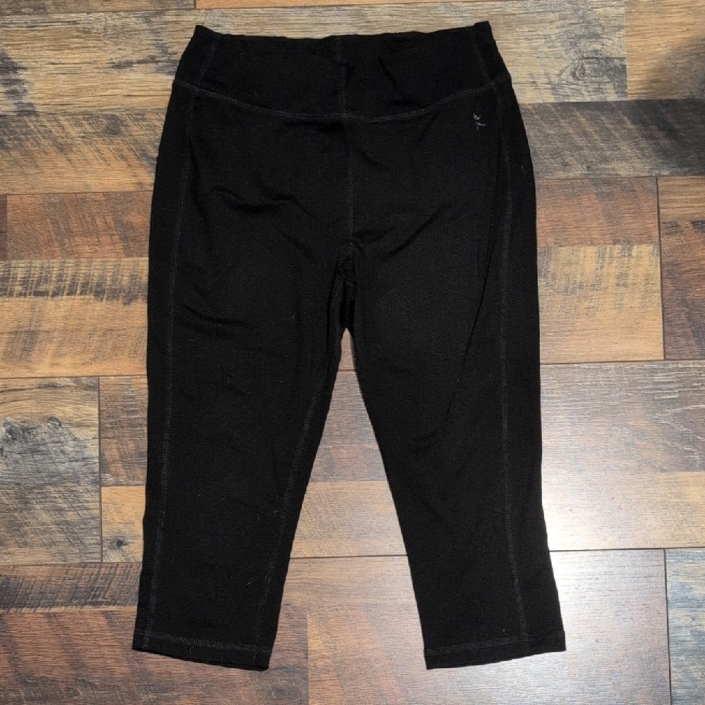 Danskin Black Capri Leggings